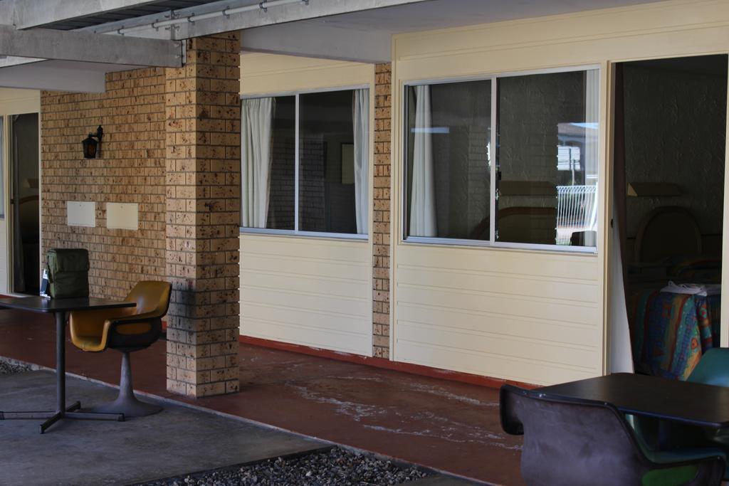 Sun Plaza Motel - Mackay Buitenkant foto