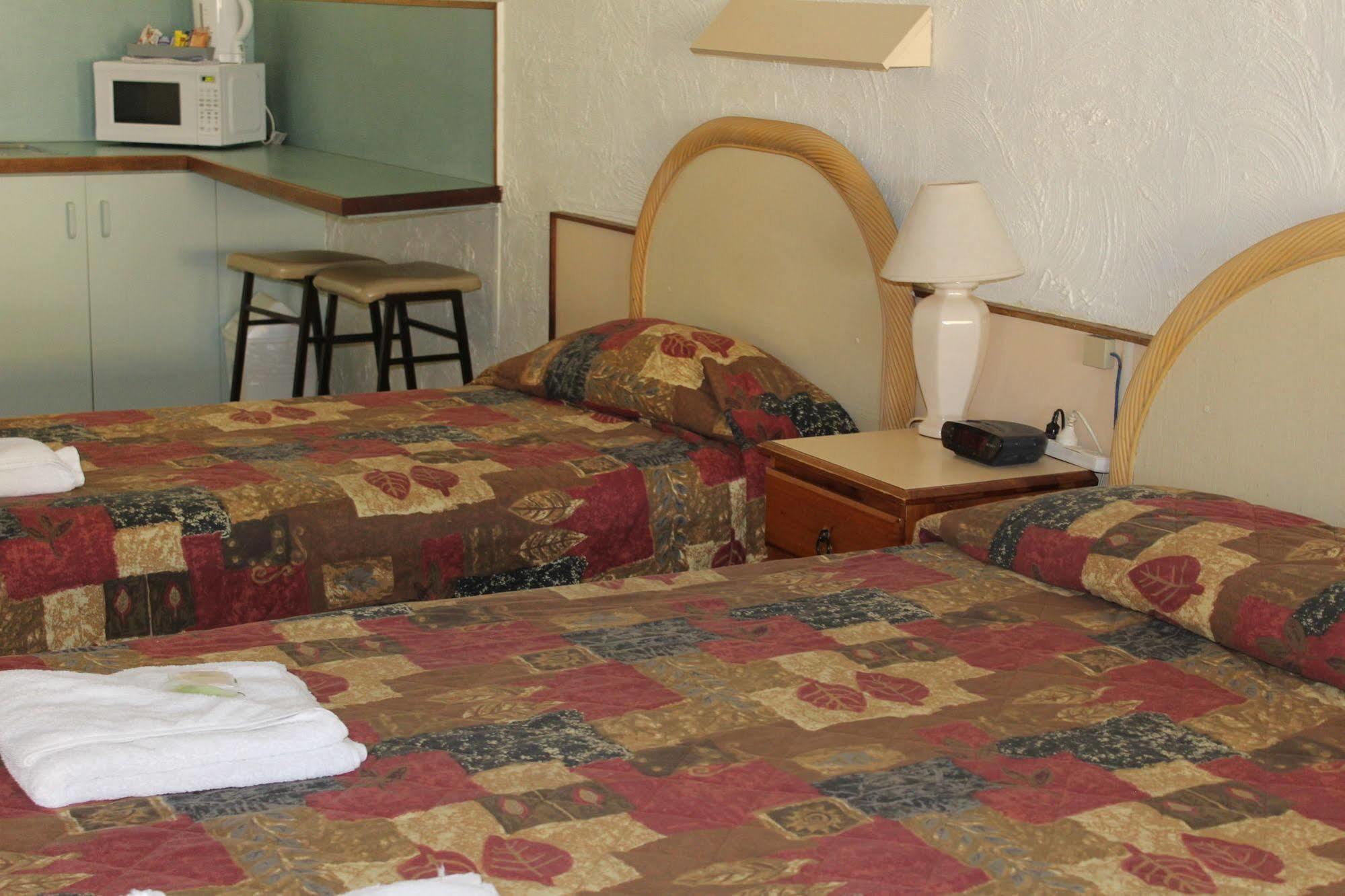 Sun Plaza Motel - Mackay Buitenkant foto